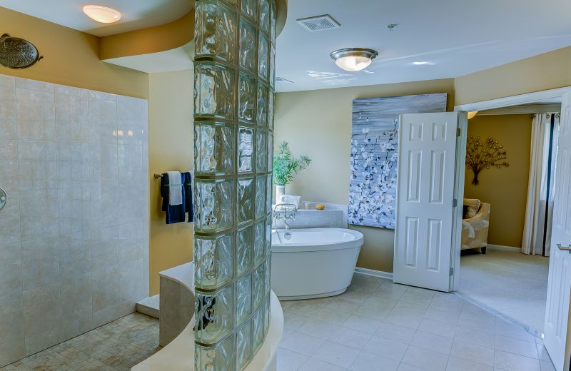 Best Bathroom Renovation Contractors in Sebastian, FL